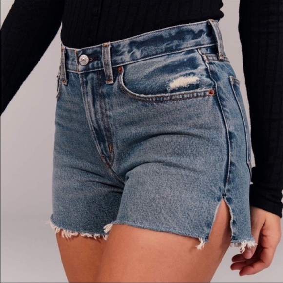 Abercrombie & Fitch Pants - Abercrombie Curve Love Mid Rise Boyfriend Shorts